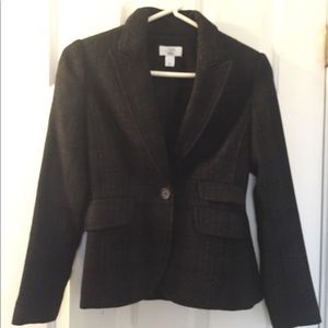 Excellent condition! Super cute tweed blazer
